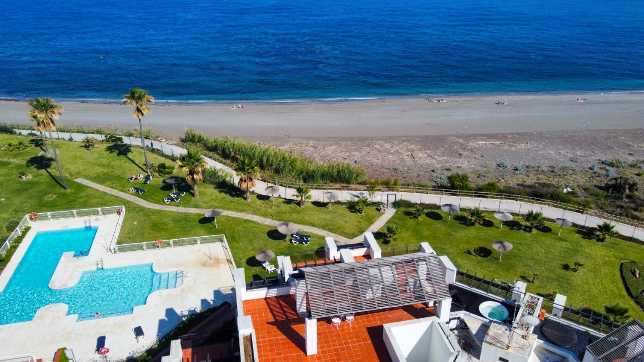 Exclusive Luxury Frontline Beach Penthouse Casares Del Mar - Estepona Exterior foto